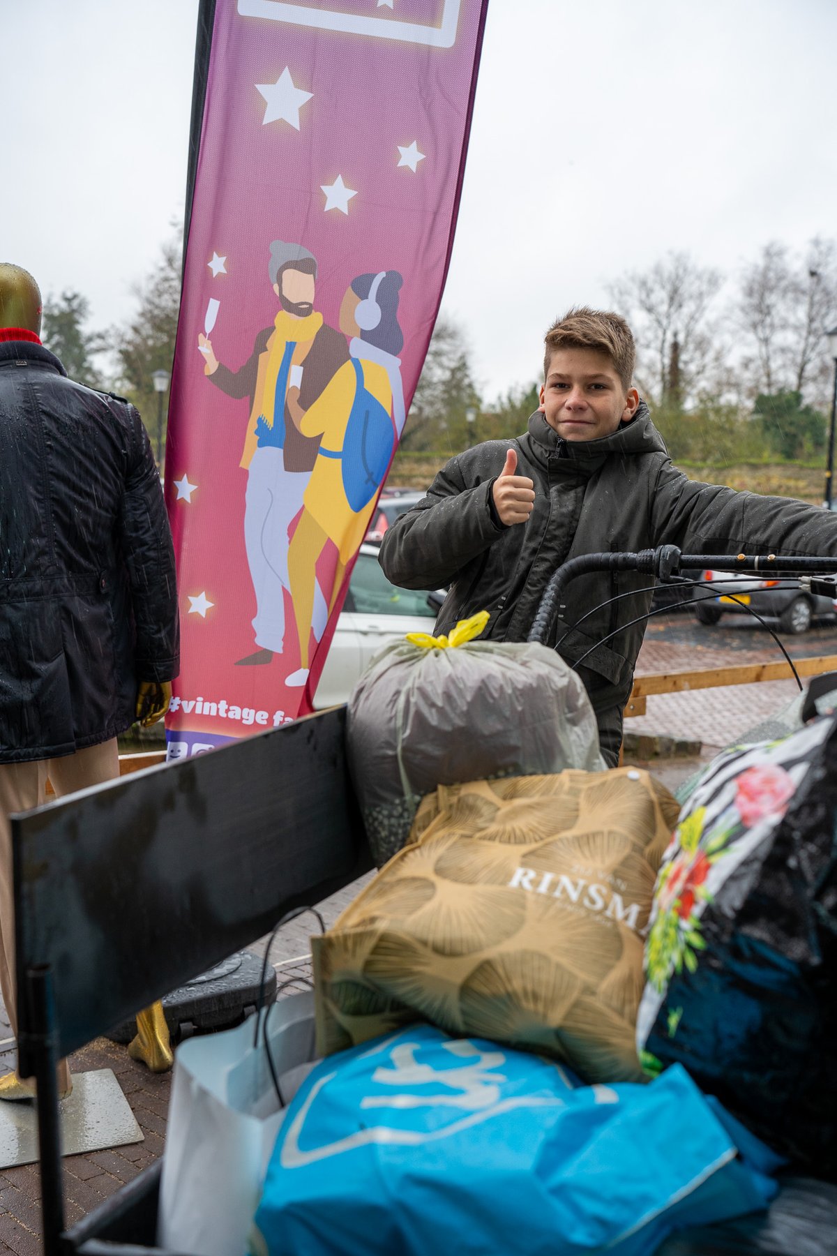 Een perfecte match: Stichting Elisabeth Weeshuis en KerstKleedjeAan