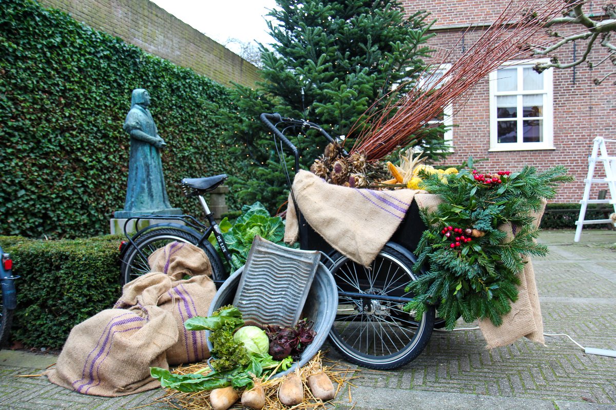 Een perfecte match: Stichting Elisabeth Weeshuis en KerstKleedjeAan